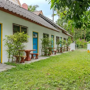 https://hello-me-me-bungalow.koh-lantahotels.net
