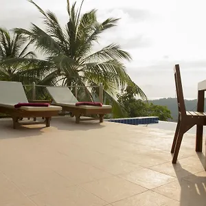 https://karo-villas.tophotelskohtao.com